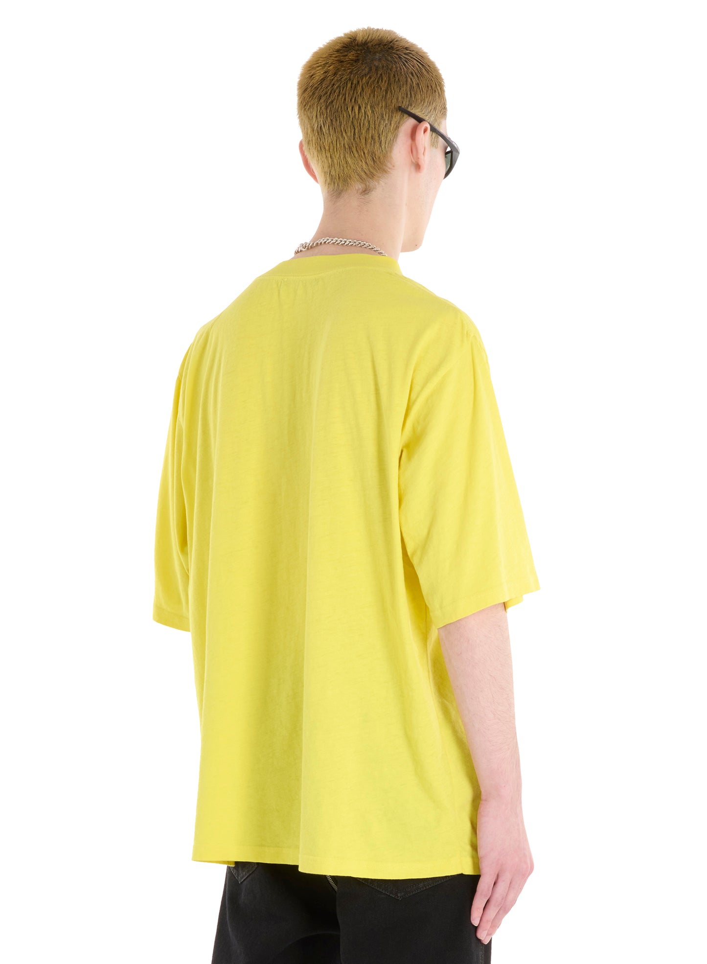 GRAPHIC TEE