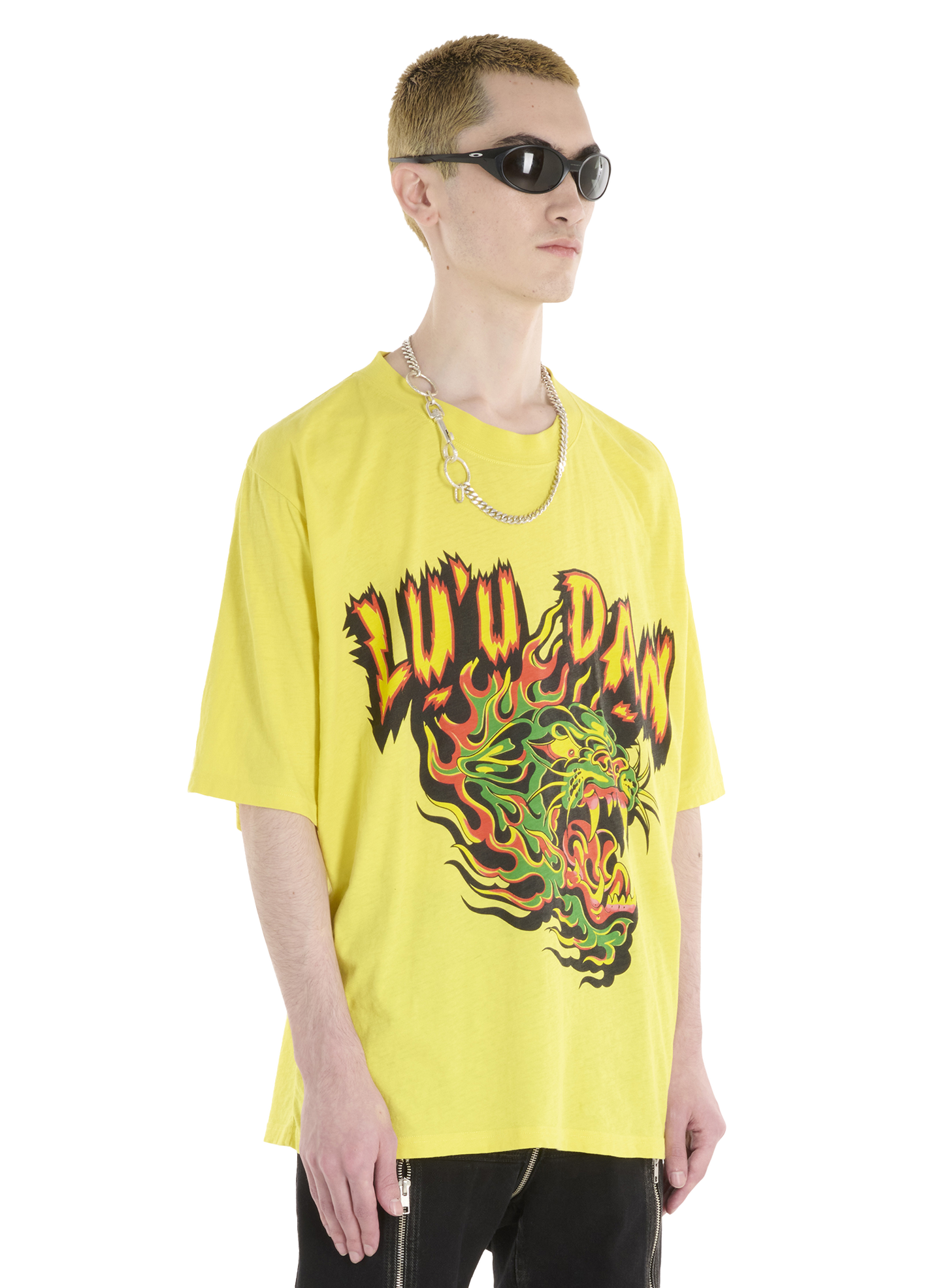 GRAPHIC TEE