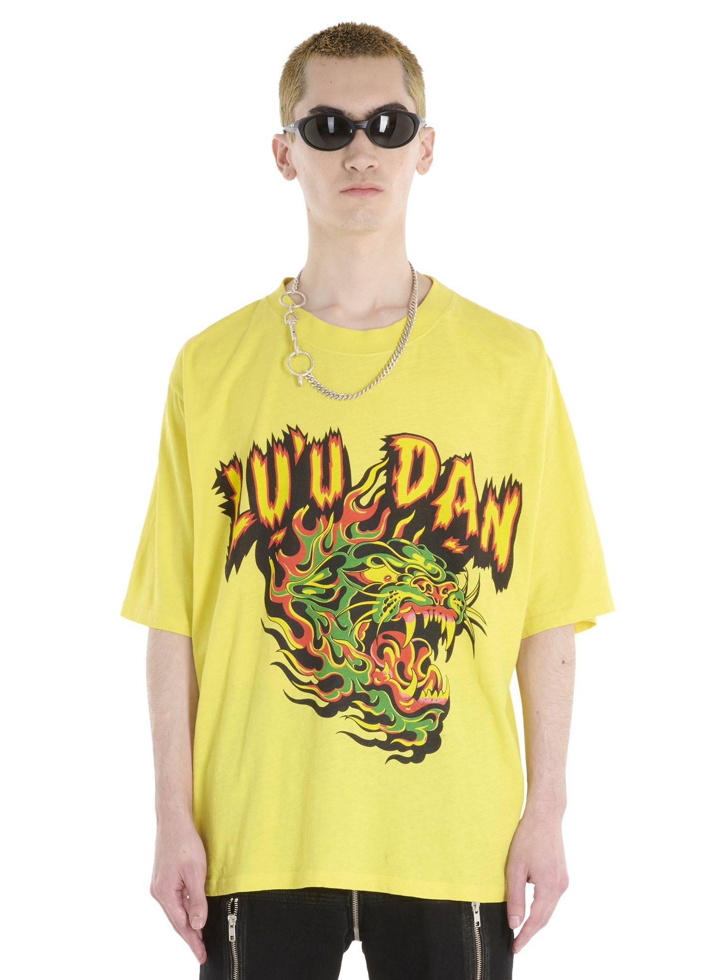 GRAPHIC TEE