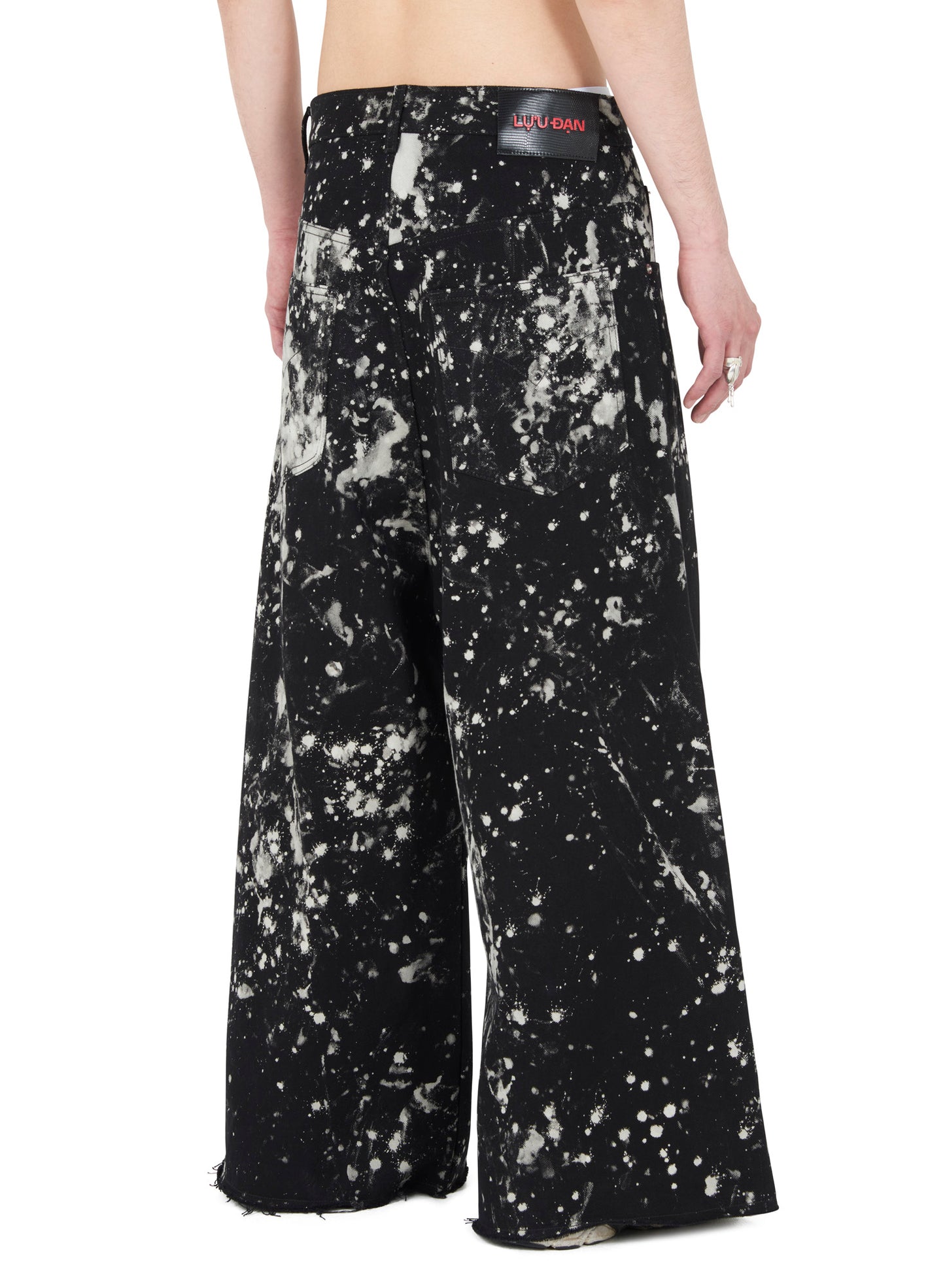 BLEACHED WIDE CROPPED JEAN