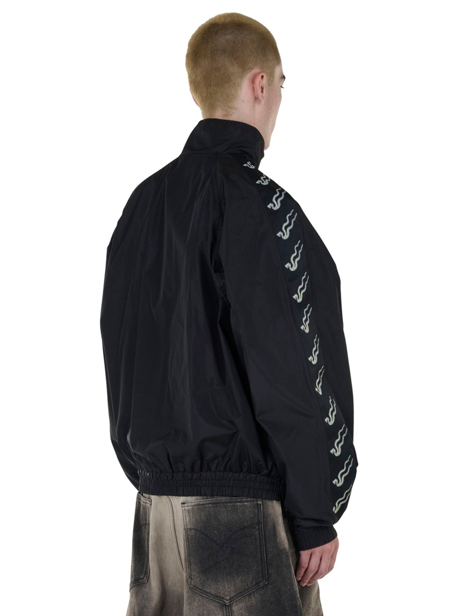 WINDBREAKER L-D