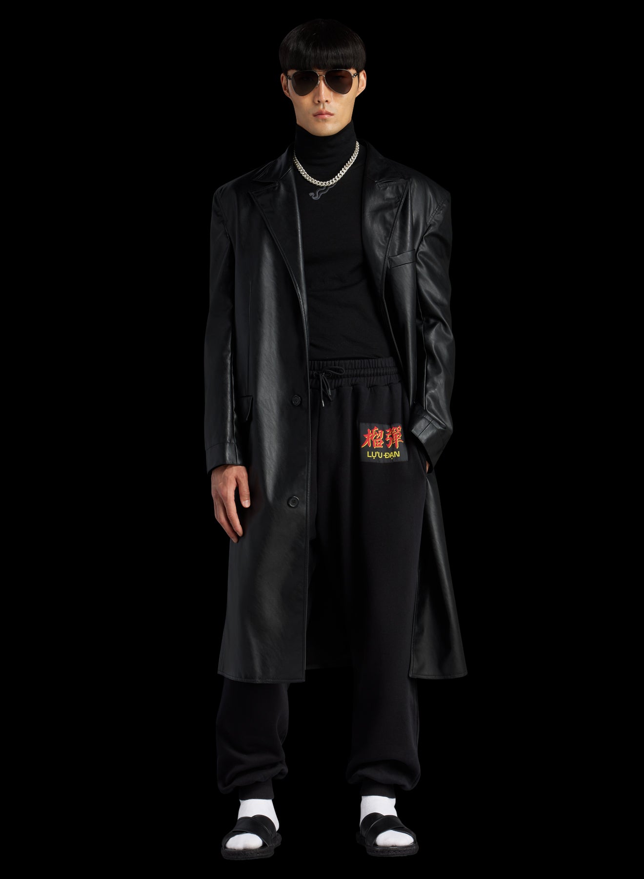OVERSIZED TAILORED COAT