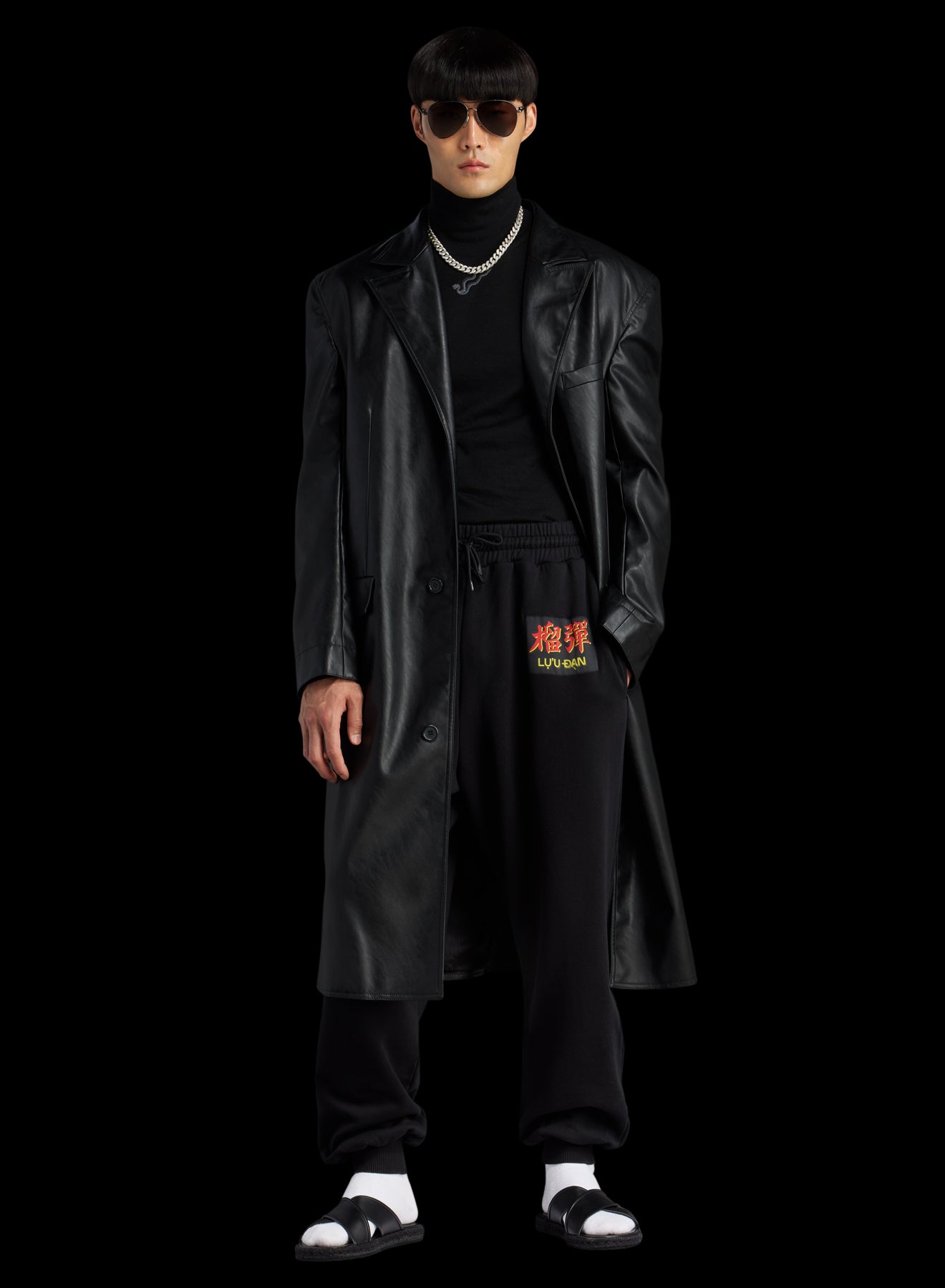 OVERSIZED TAILORED COAT
