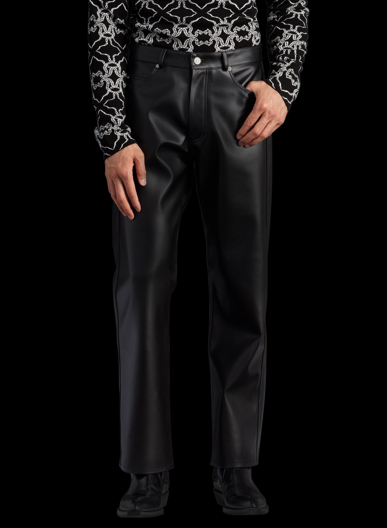STRAIGHT LEG FAUX LEATHER JEAN