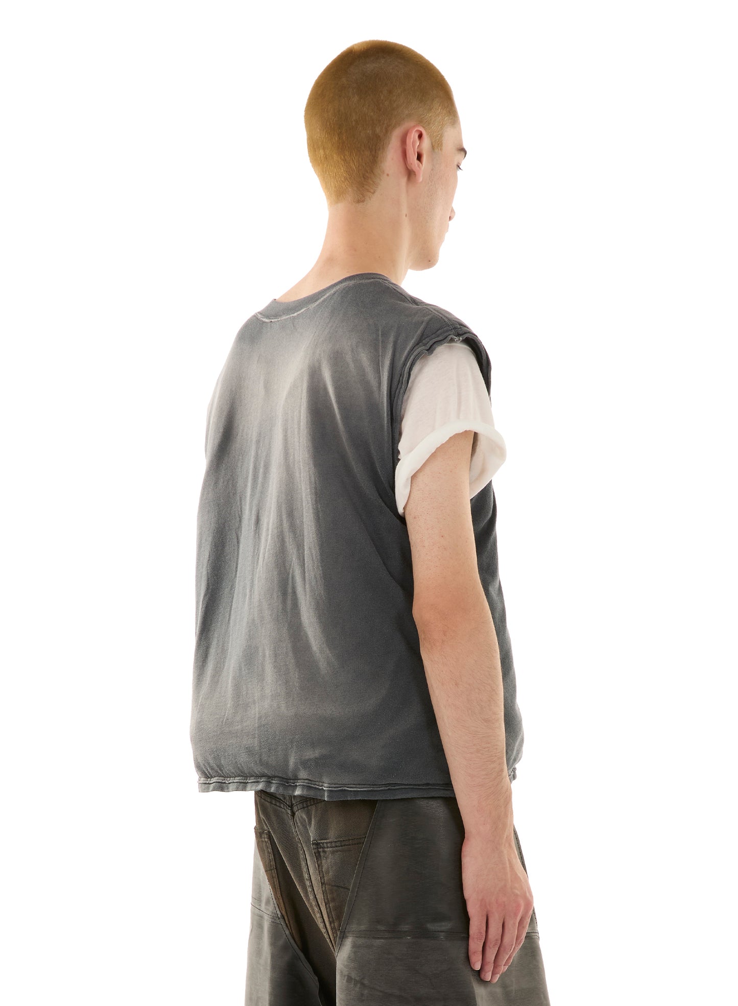 WADDED SLEEVELESS TEE