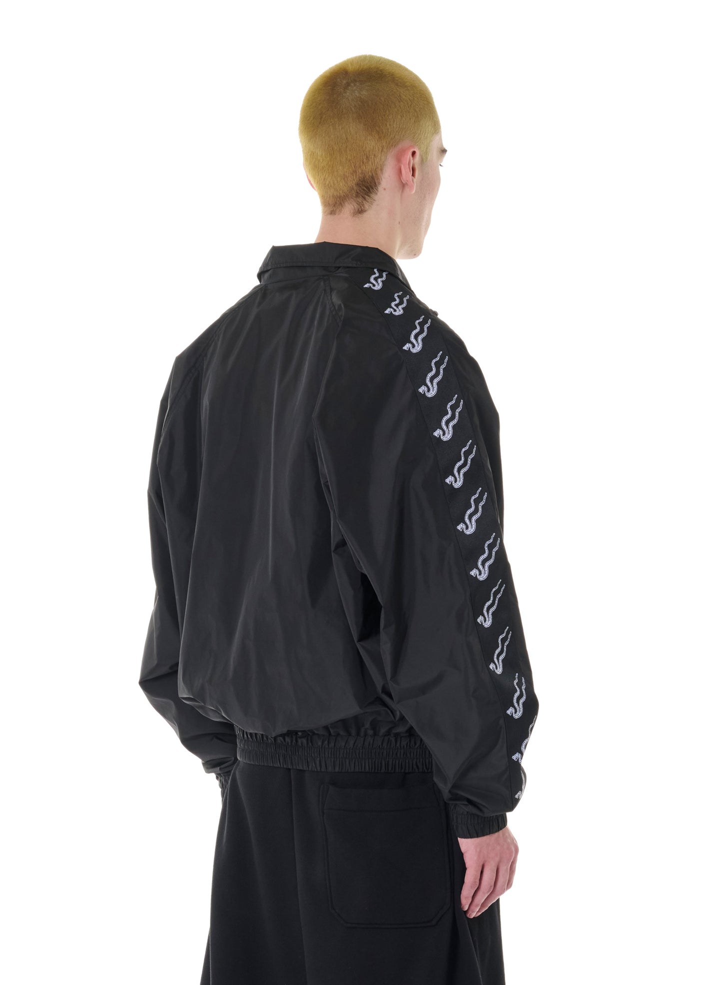 BLACKLISTED WINDBREAKER L-D