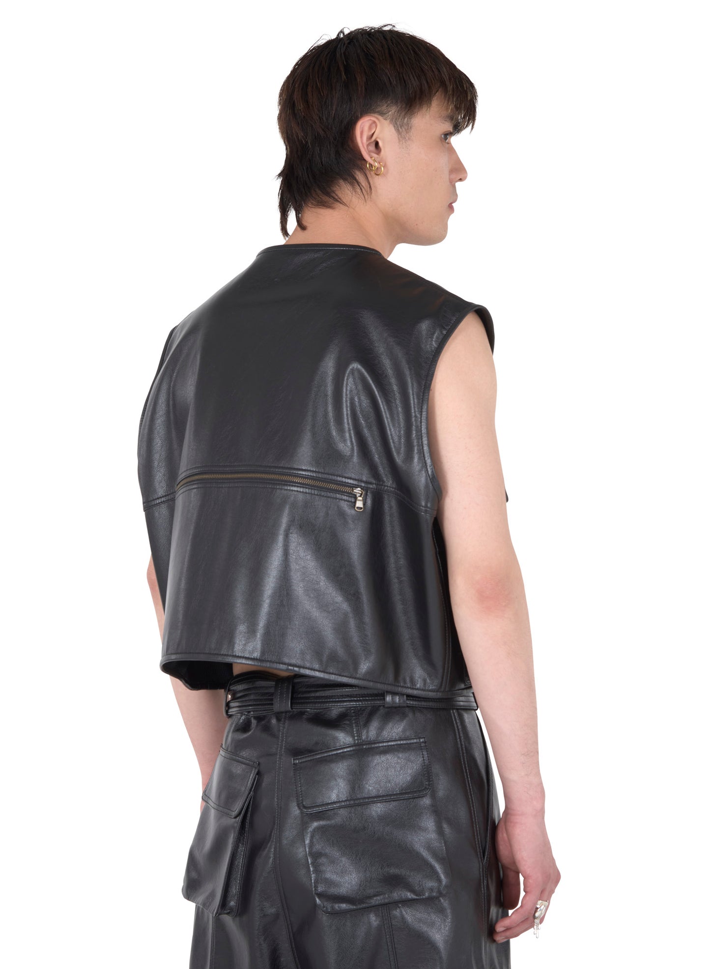 LEATHER CARGO VEST