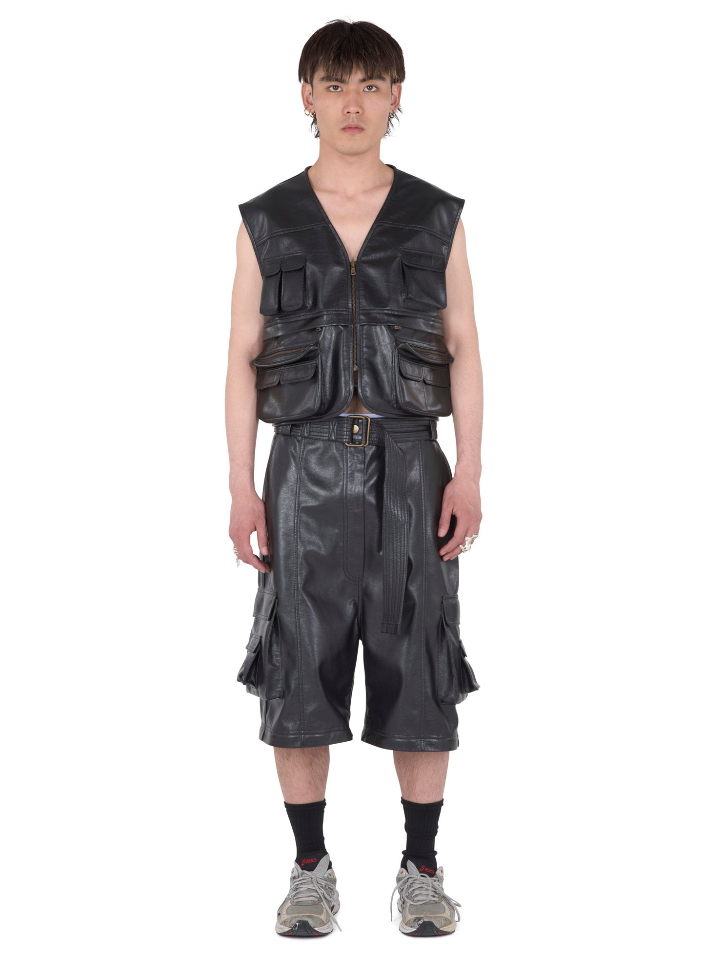 LEATHER CARGO VEST