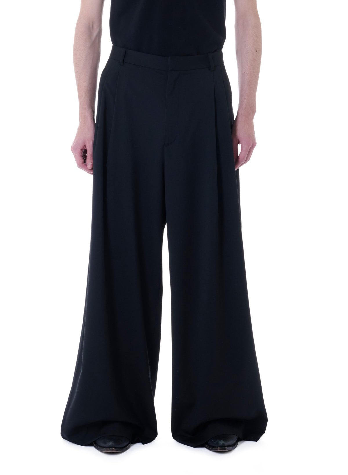 JUMBO WIDE LEG TROUSERS
