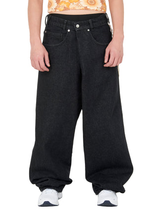 UNISEX PLEATED FRONT JEANS